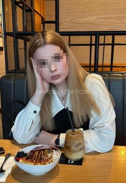 zagreb escort djevojka Sina u Dubrava gornja