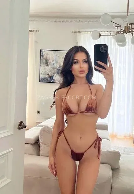 Zagreb Escort djevojka Evelyne fotografija 10