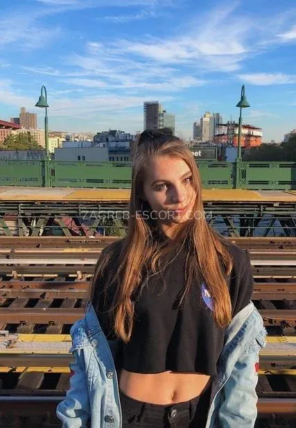 Zagreb Escort djevojka Viktoria fotografija 3