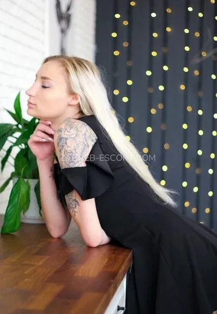 Zagreb Escort djevojka Cameo fotografija 4