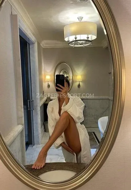 Zagreb Escort djevojka Sara fotografija 6