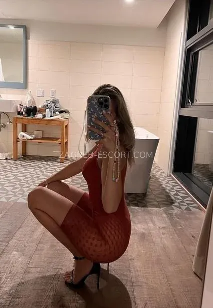 Zagreb Escort djevojka Henny fotografija 5